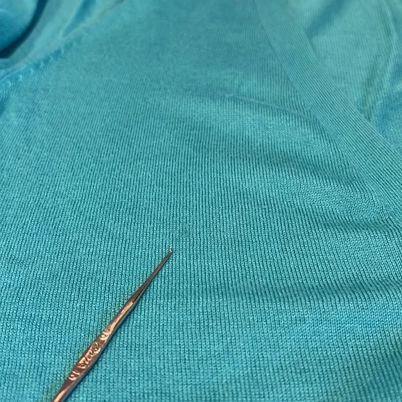 Nice Banana Republic Cardigan - Picture 7 of 10